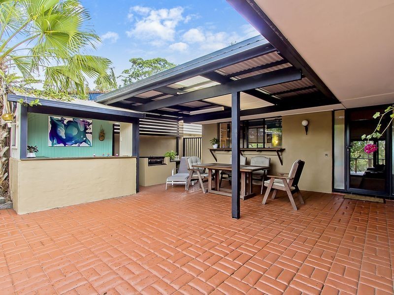 14 The Crescent, Ashmore QLD 4214