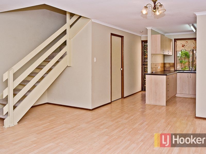 2/8 Mylor Street, Nerang QLD 4211