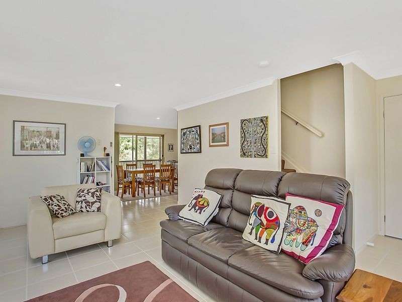 1/17A Debbie Way, Nerang QLD 4211