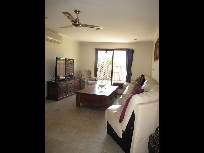 42 Explorers Way, Worongary QLD 4213