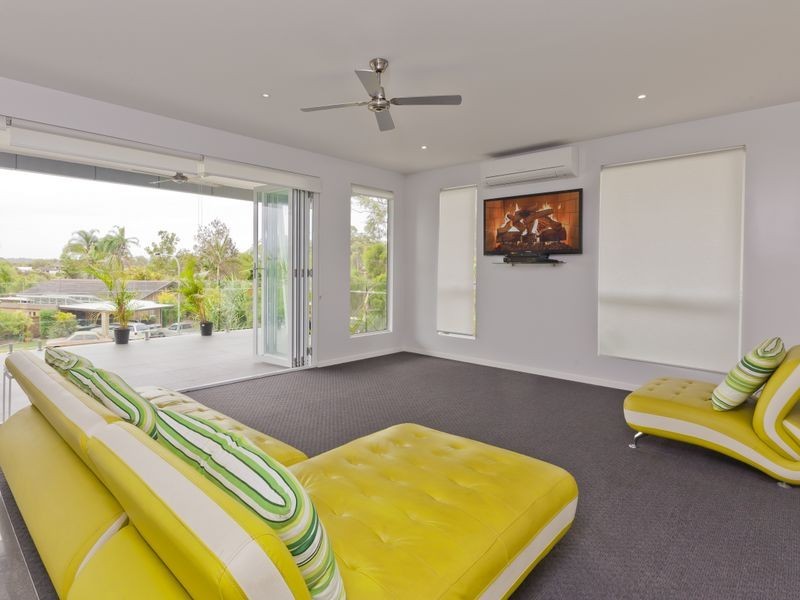 16B Darel Drive, Ashmore QLD 4214