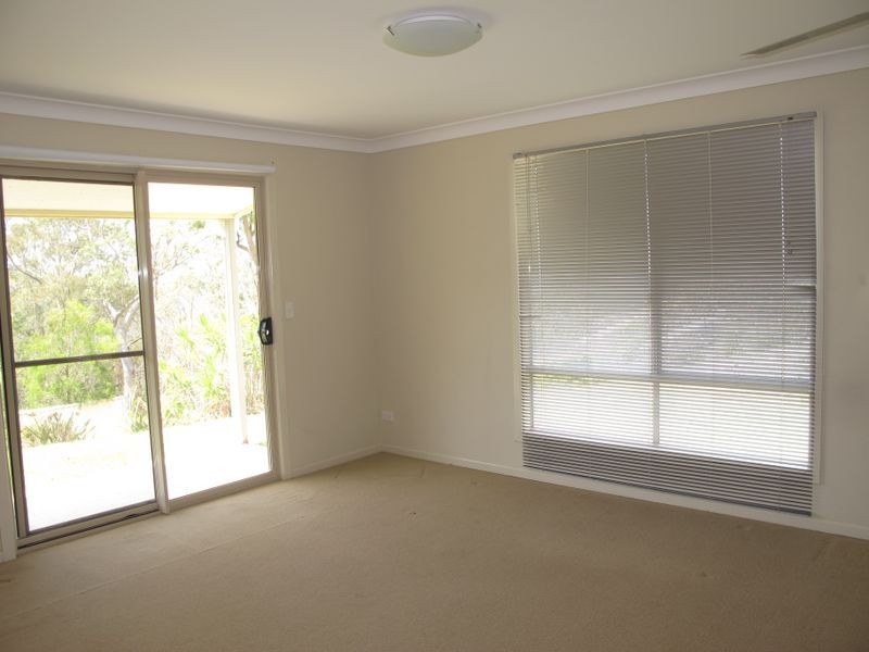 1 Bottletree Lane, Lower Beechmont QLD 4211