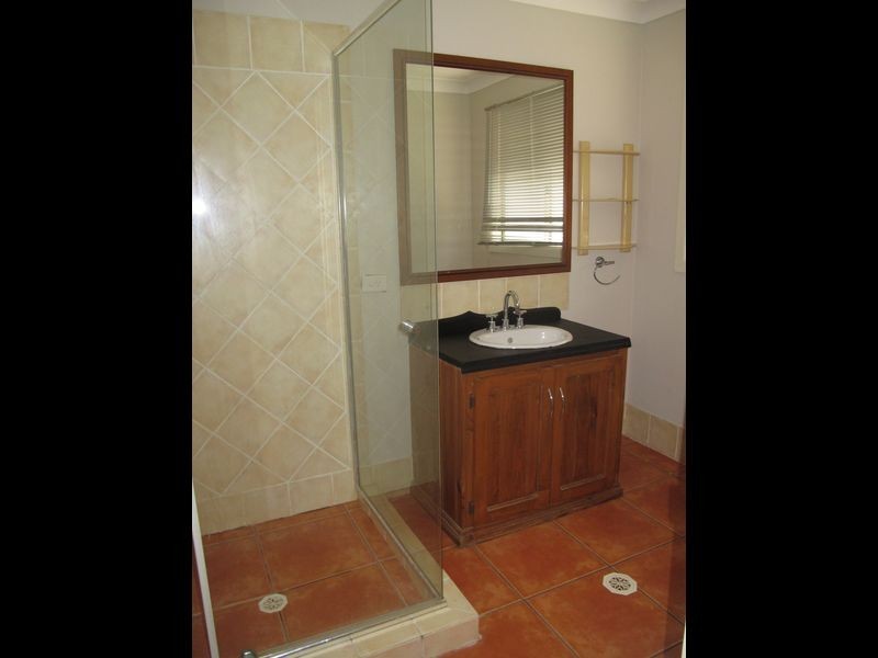 1 Bottletree Lane, Lower Beechmont QLD 4211