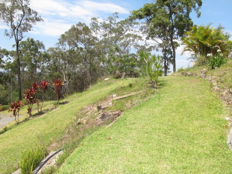 1 Bottletree Lane, Lower Beechmont QLD 4211