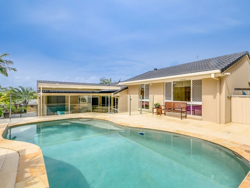 17 Foxhill Court, Carrara QLD 4211