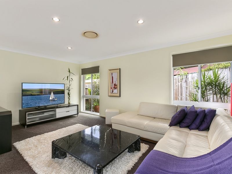 17 Foxhill Court, Carrara QLD 4211