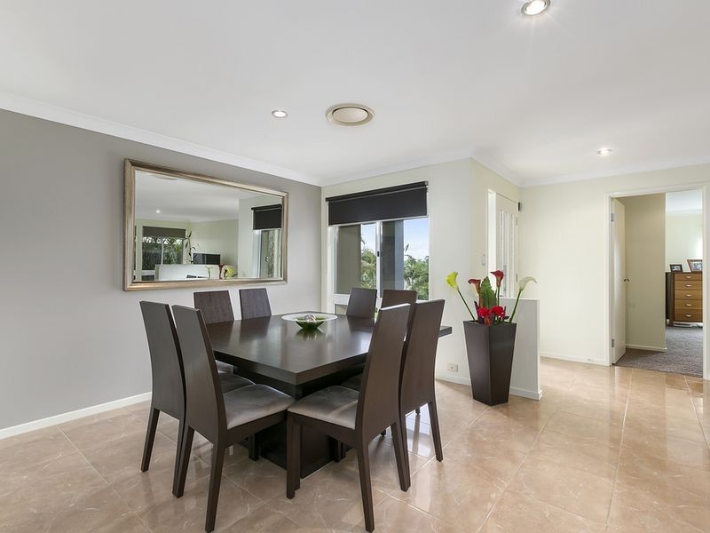 17 Foxhill Court, Carrara QLD 4211