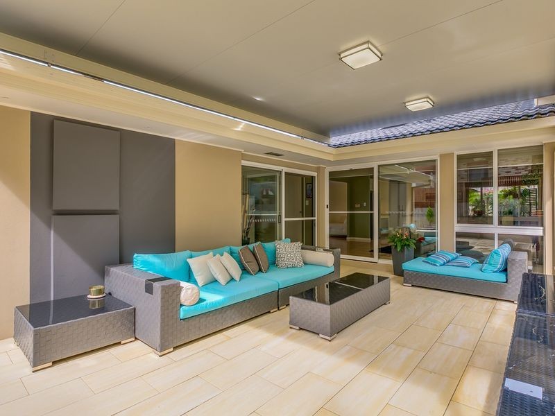 17 Foxhill Court, Carrara QLD 4211