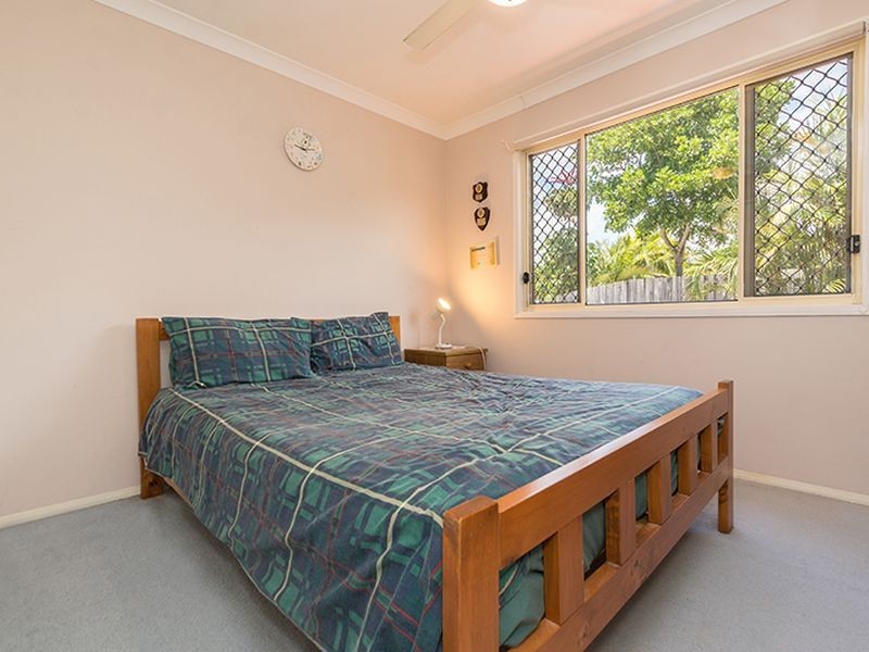 2/3 Kowhai Place, Nerang QLD 4211