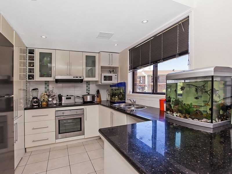 3 Lantana 67 Nerang Street, Nerang QLD 4211