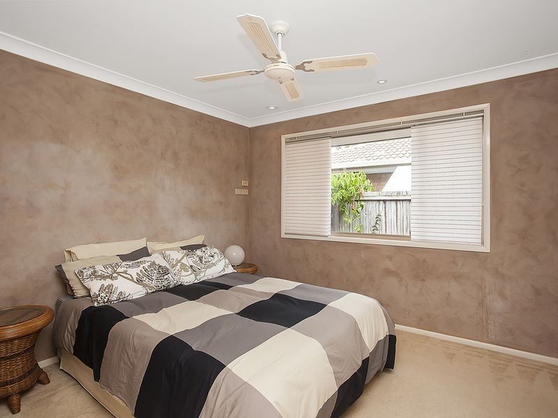 3 Elsemore Court, Carrara QLD 4211