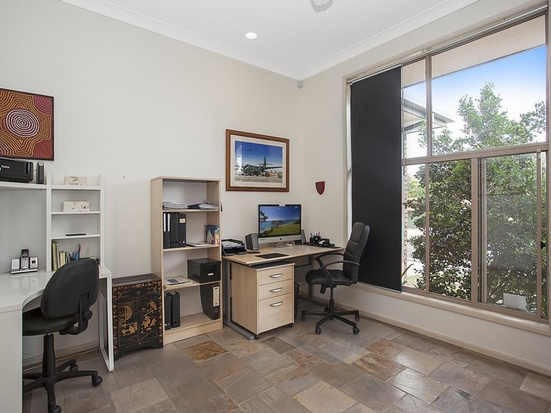 3 Elsemore Court, Carrara QLD 4211