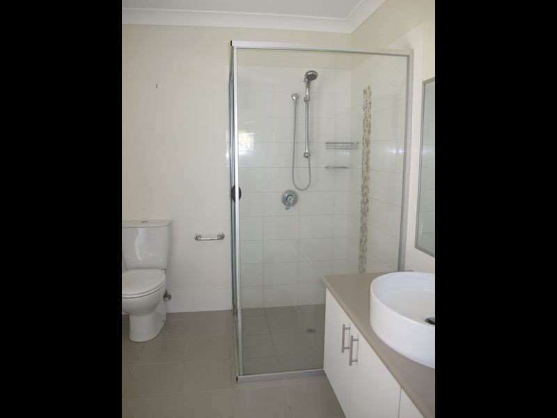 4 Fantail Court, Gilston QLD 4211