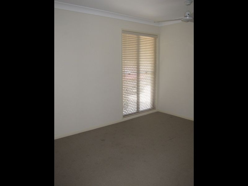 4 Fantail Court, Gilston QLD 4211