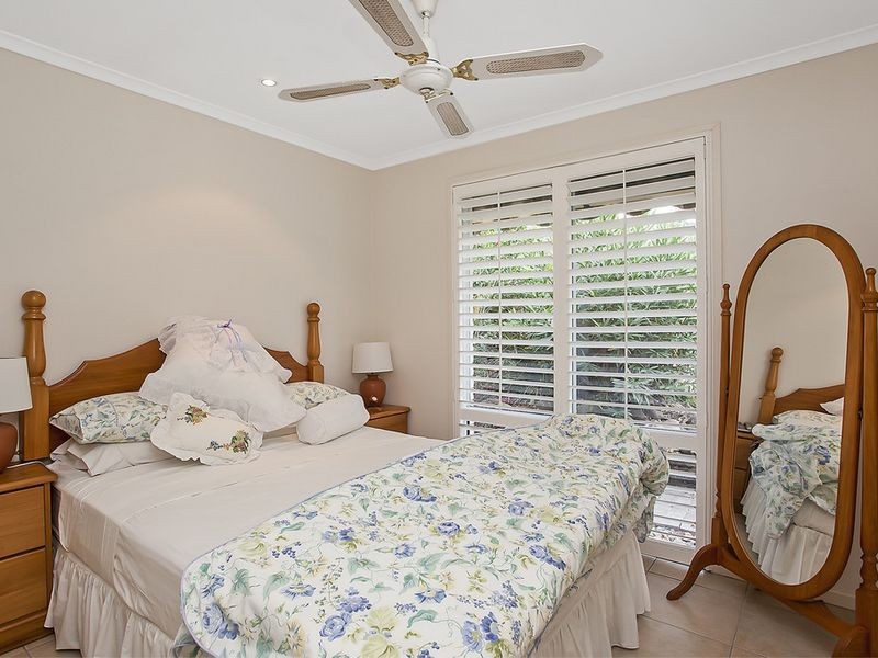 44 Hastings Crescent, Carrara QLD 4211