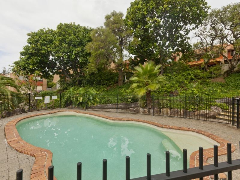 5/1B Mcleod Street, Highland Park QLD 4211