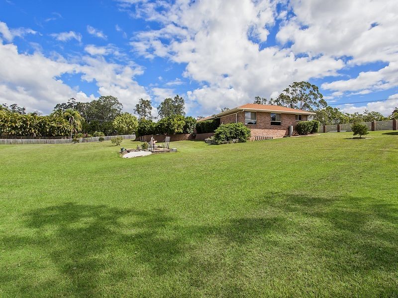 5 Birdlife Court, Nerang QLD 4211