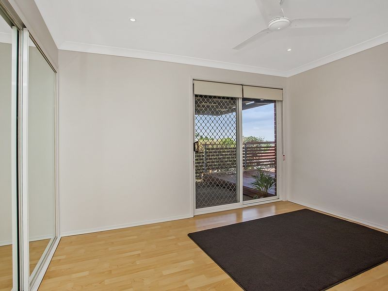 15 Renfrew Drive, Highland Park QLD 4211