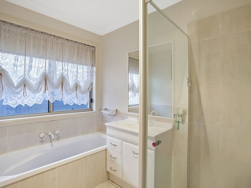 5 Abbey Rose Way, Nerang QLD 4211