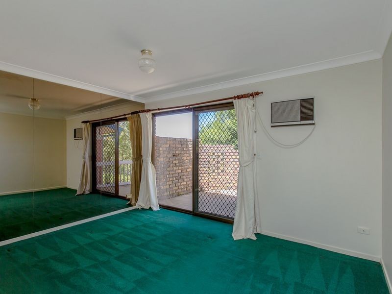 38 Summit Crescent, Carrara QLD 4211
