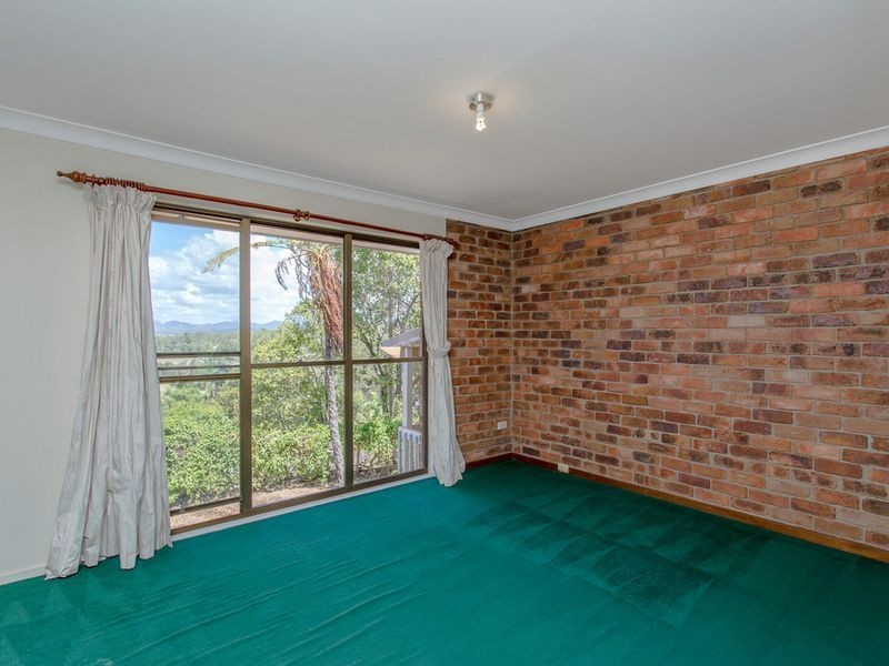 38 Summit Crescent, Carrara QLD 4211
