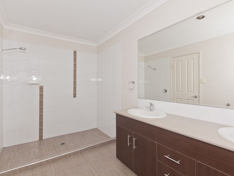 32 Silvereye Circuit, Gilston QLD 4211