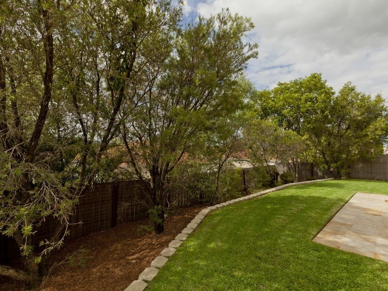 8 Kowhai Place, Nerang QLD 4211