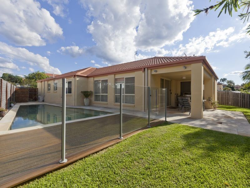 8 Kowhai Place, Nerang QLD 4211