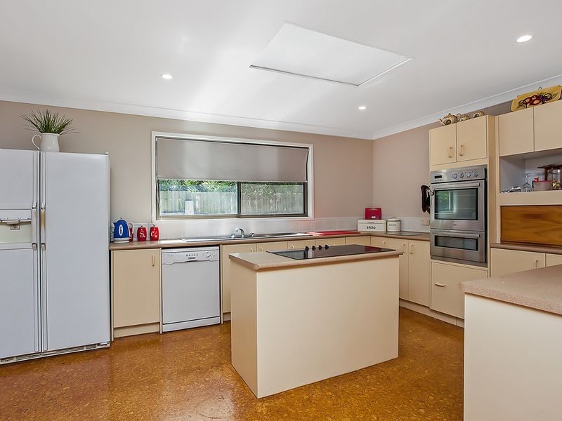 37 Alison Road, Carrara QLD 4211