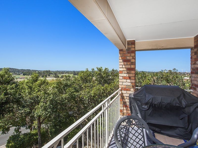 1/62 Paddington Drive, Carrara QLD 4211