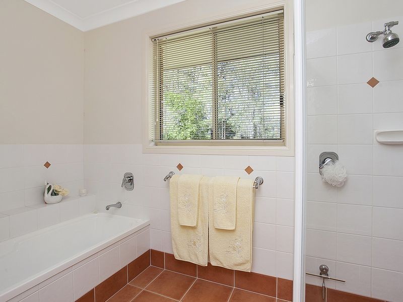 17 Lawnhill Drive, Nerang QLD 4211
