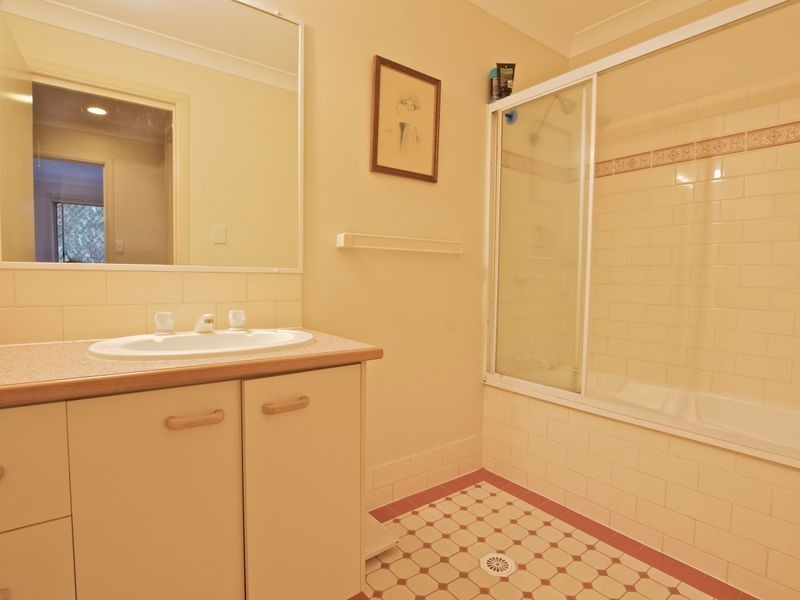 42/130 Plateau Crescent, Carrara QLD 4211