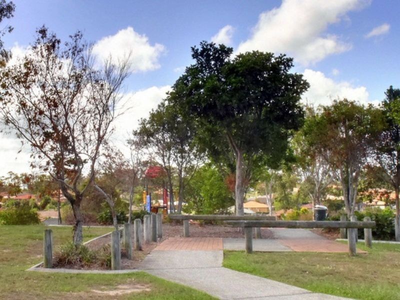 33 Lancelot Crescent, Ormeau QLD 4208