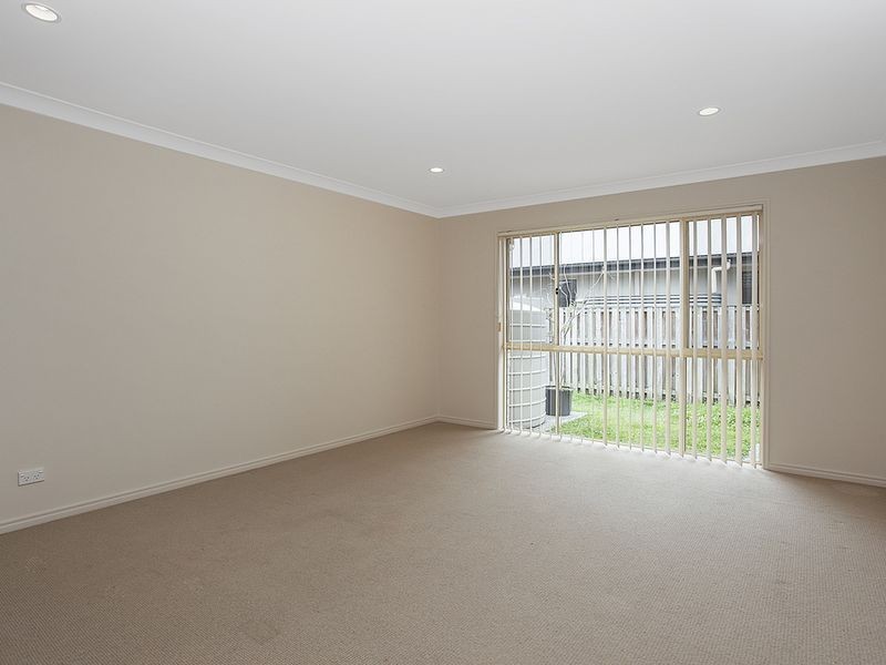 24 Oceanis Avenue, Oxenford QLD 4210