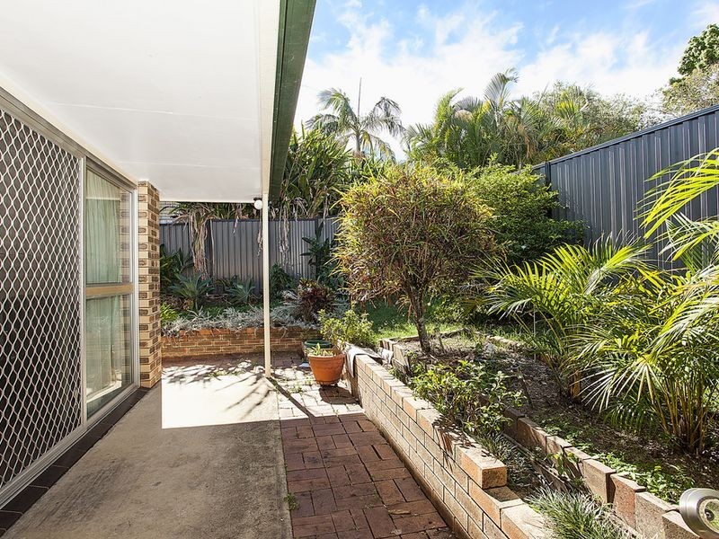 9 Tudor Place, Biggera Waters QLD 4216