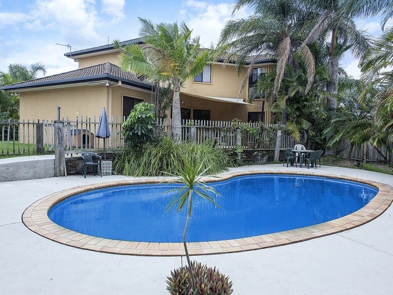 1 Ardrossan Place, Highland Park QLD 4211