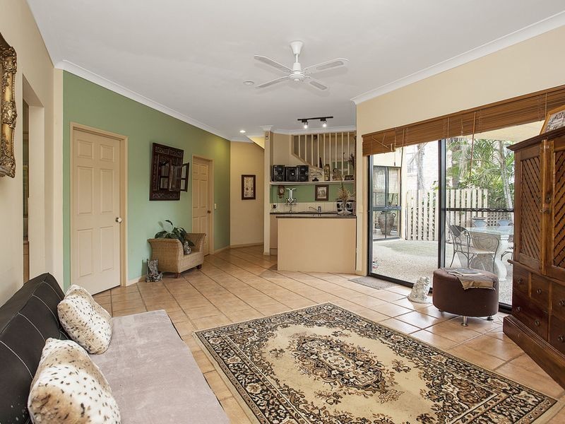 1 Ardrossan Place, Highland Park QLD 4211