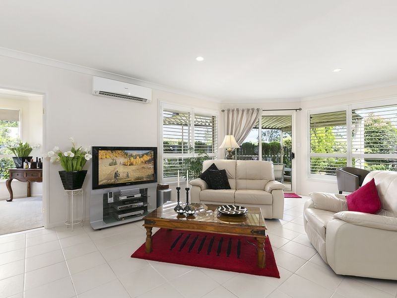 20 Rhiannon Drive, Ashmore QLD 4214