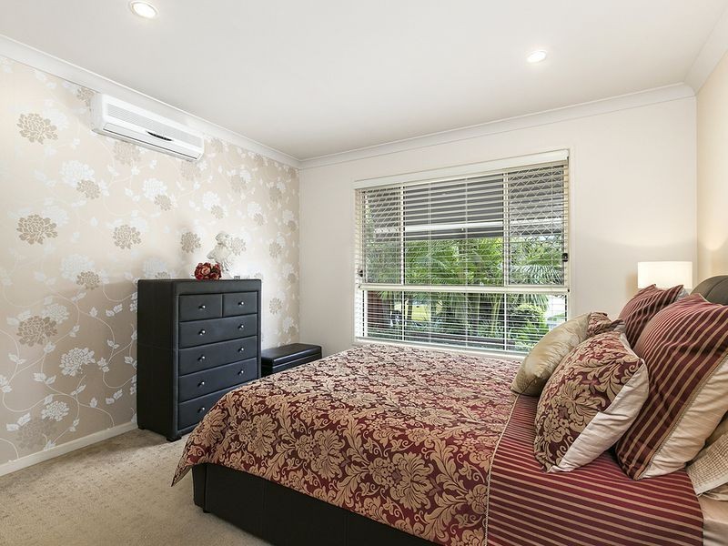 20 Rhiannon Drive, Ashmore QLD 4214