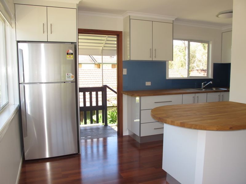 113 Kindra Avenue, Southport QLD 4215