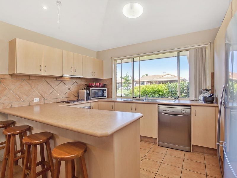 17 Meadow Way, Upper Coomera QLD 4209