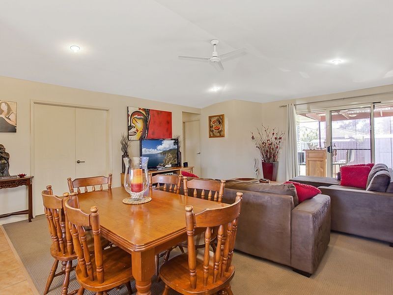 17 Meadow Way, Upper Coomera QLD 4209