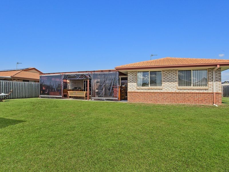 17 Meadow Way, Upper Coomera QLD 4209