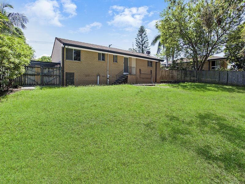 29 Bloodwood Crescent, Molendinar QLD 4214