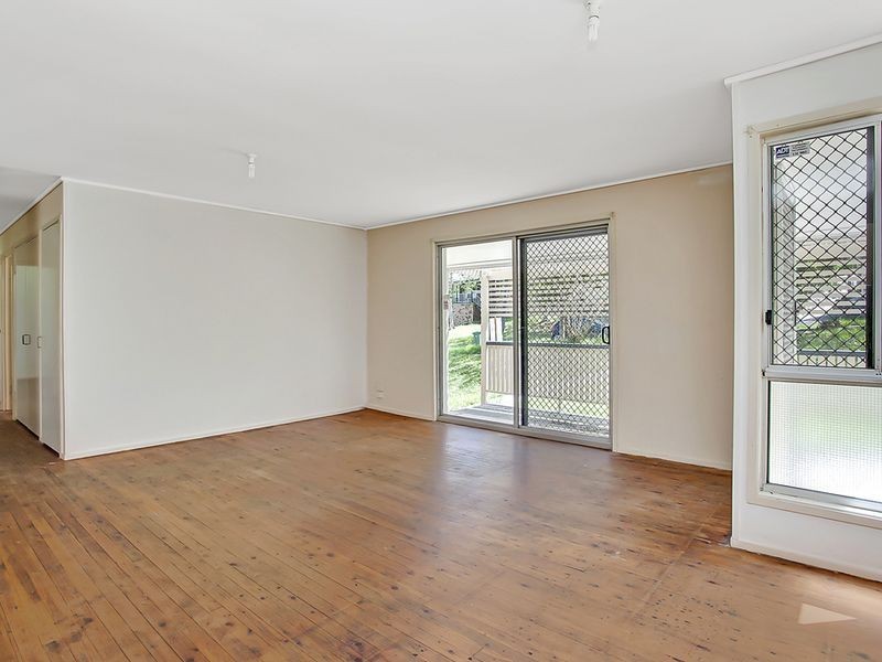 29 Bloodwood Crescent, Molendinar QLD 4214