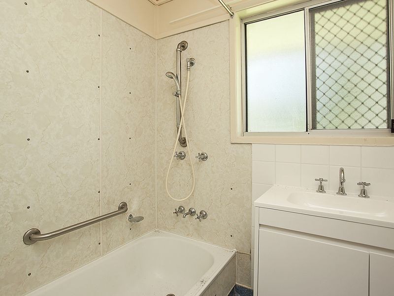 29 Bloodwood Crescent, Molendinar QLD 4214