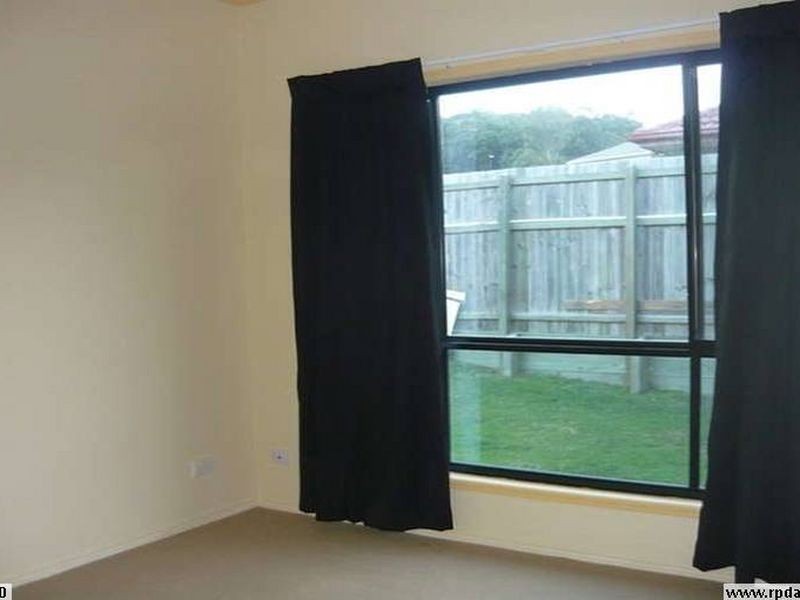 8 Bluetail Crescent, Upper Coomera QLD 4209