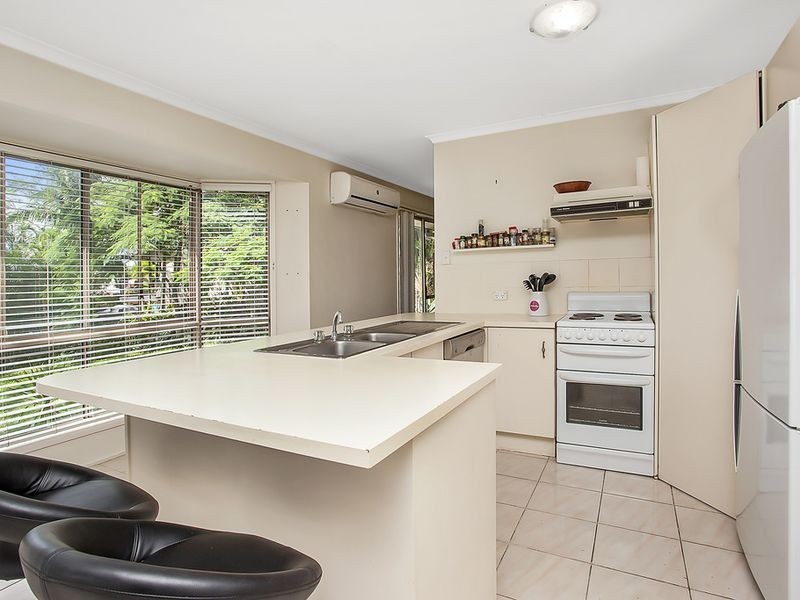 33 Woolmere Street, Carrara QLD 4211