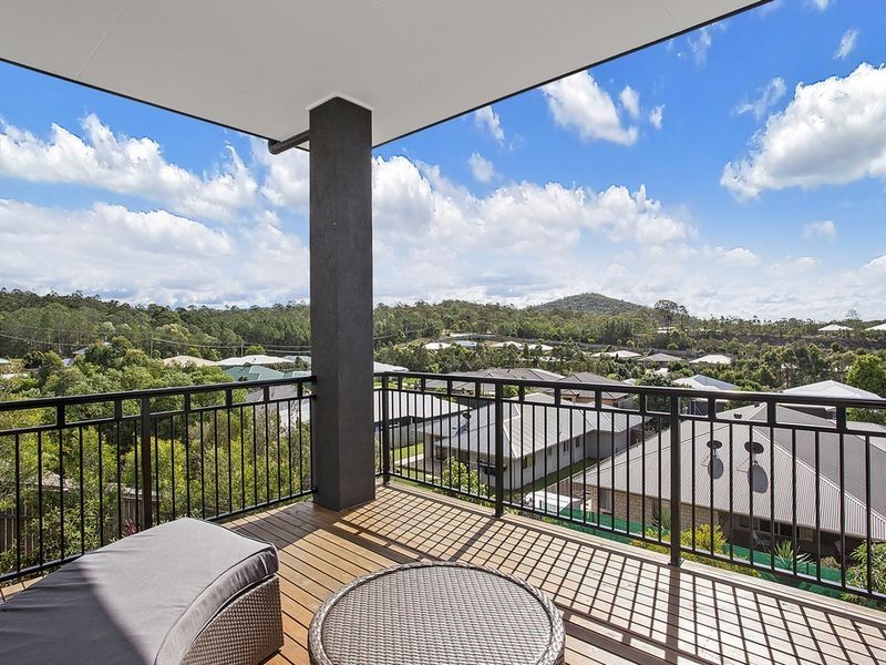 31 Flame Trees Crescent, Maudsland QLD 4210