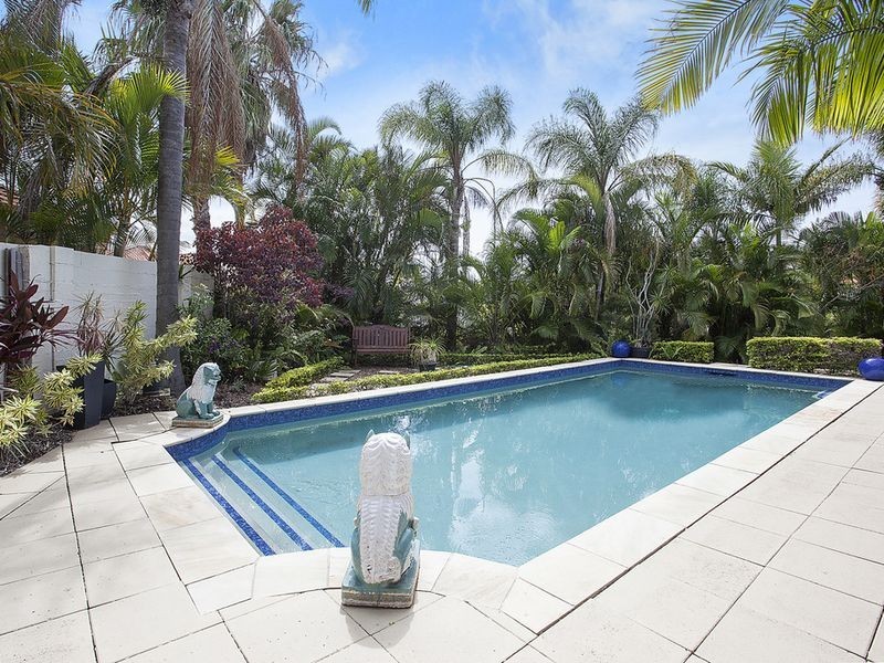38 Meadowview Drive, Carrara QLD 4211